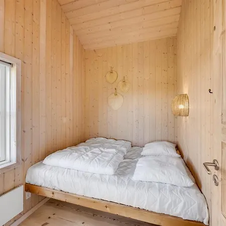 Aiana - 300m From The Sea By Interhome *